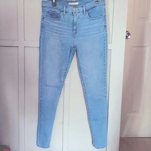 Levi's 311 Shaping Skinny Jeans Size 31